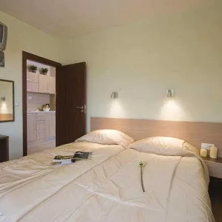 Redenka Aldeamento Turístico 4*